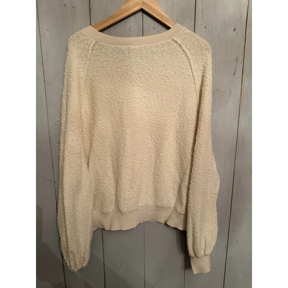 Free People pullover round event